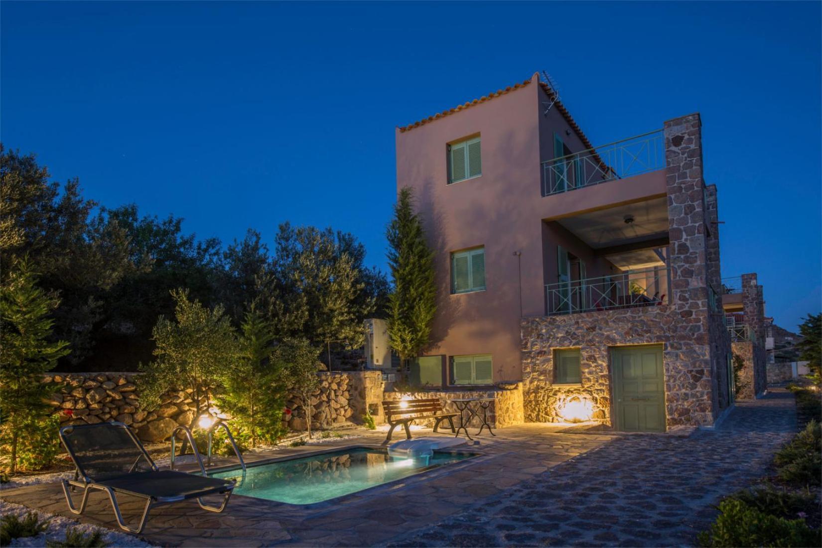 Villa Aegina Colors